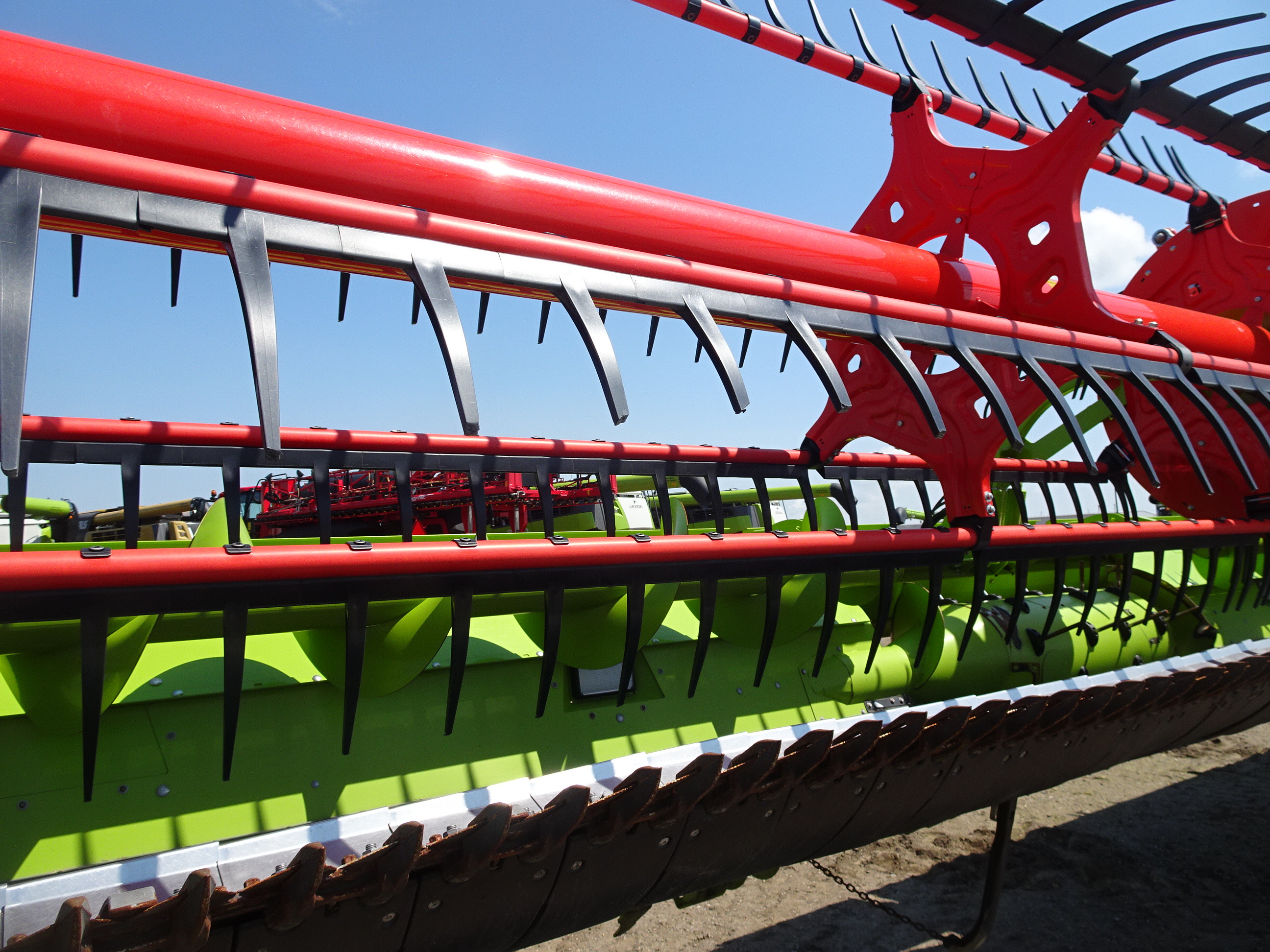 2023 CLAAS Convio Flex 1380 Header Combine