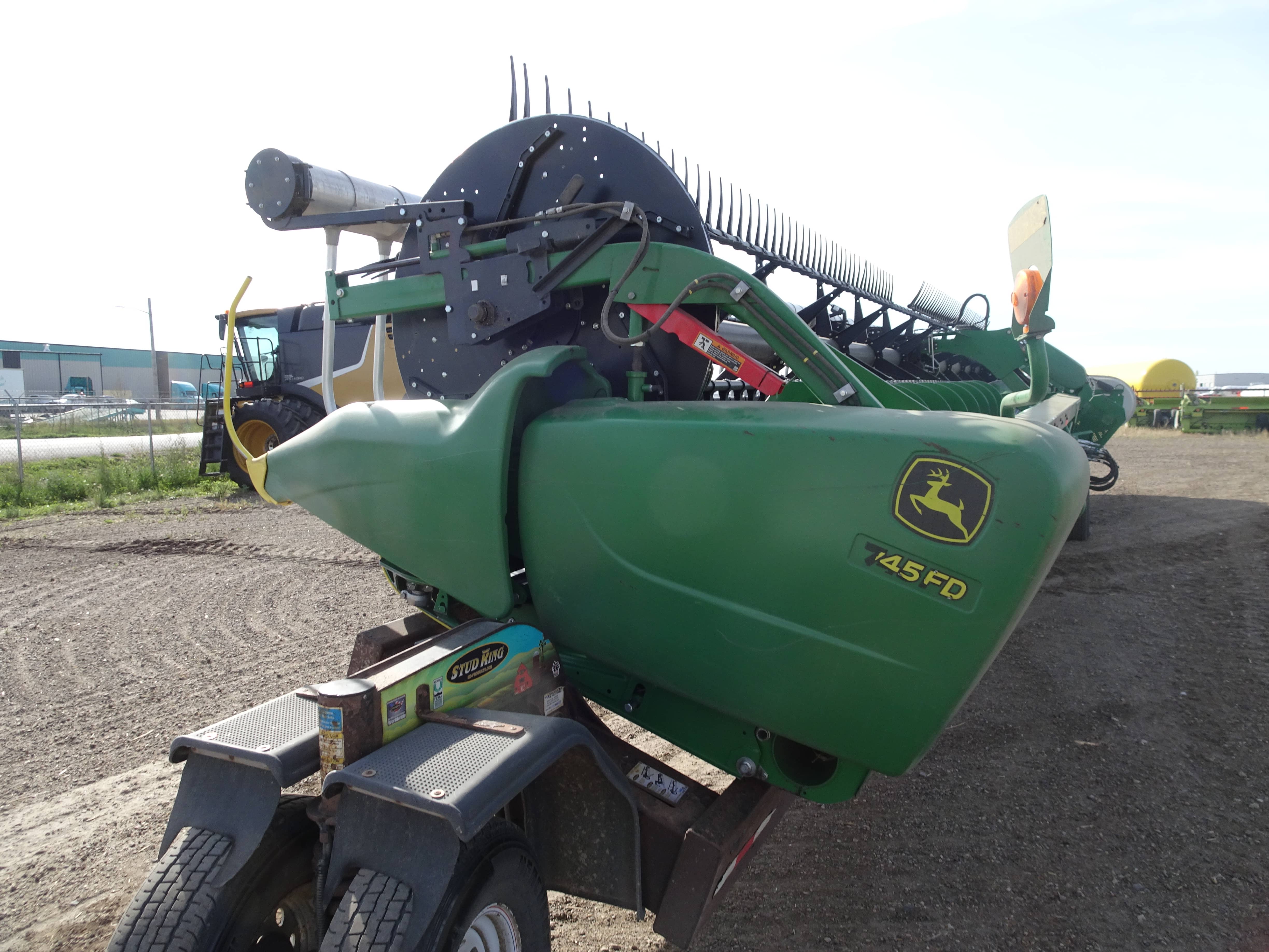 2020 John Deere 745FD Header Combine