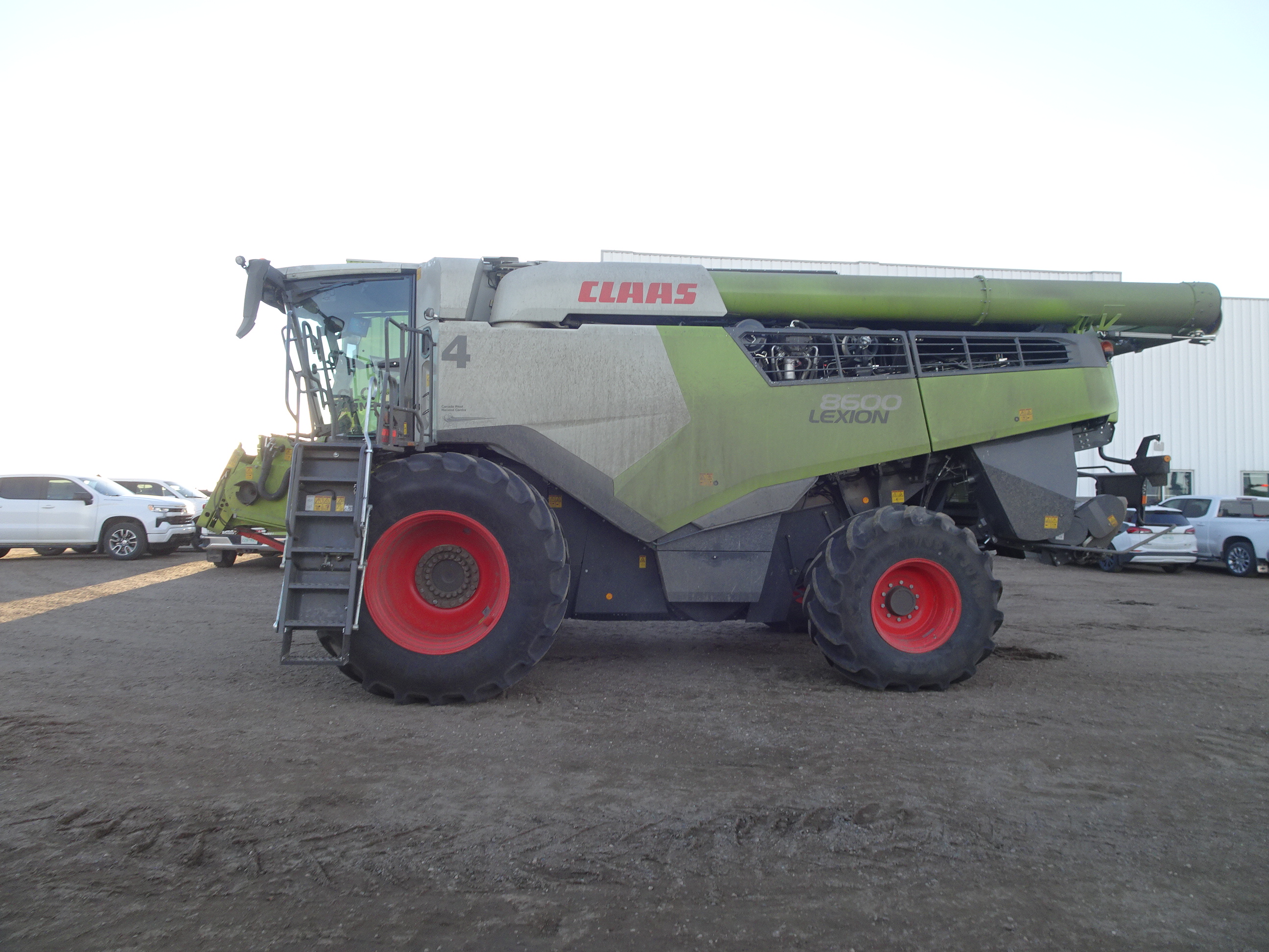 2024 CLAAS 8600 Combine