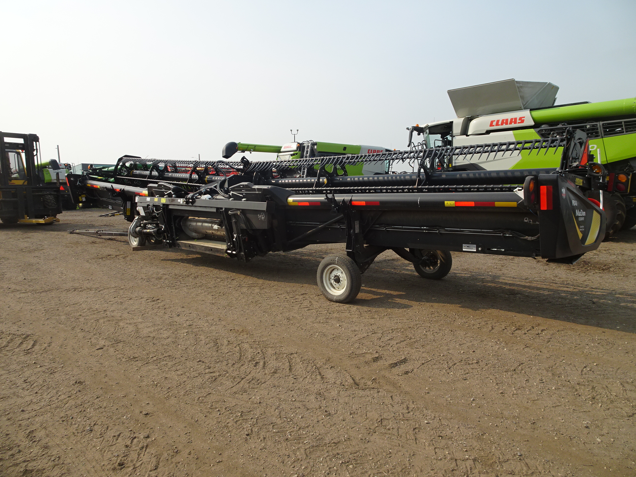 2019 MacDon FD140 Header Combine