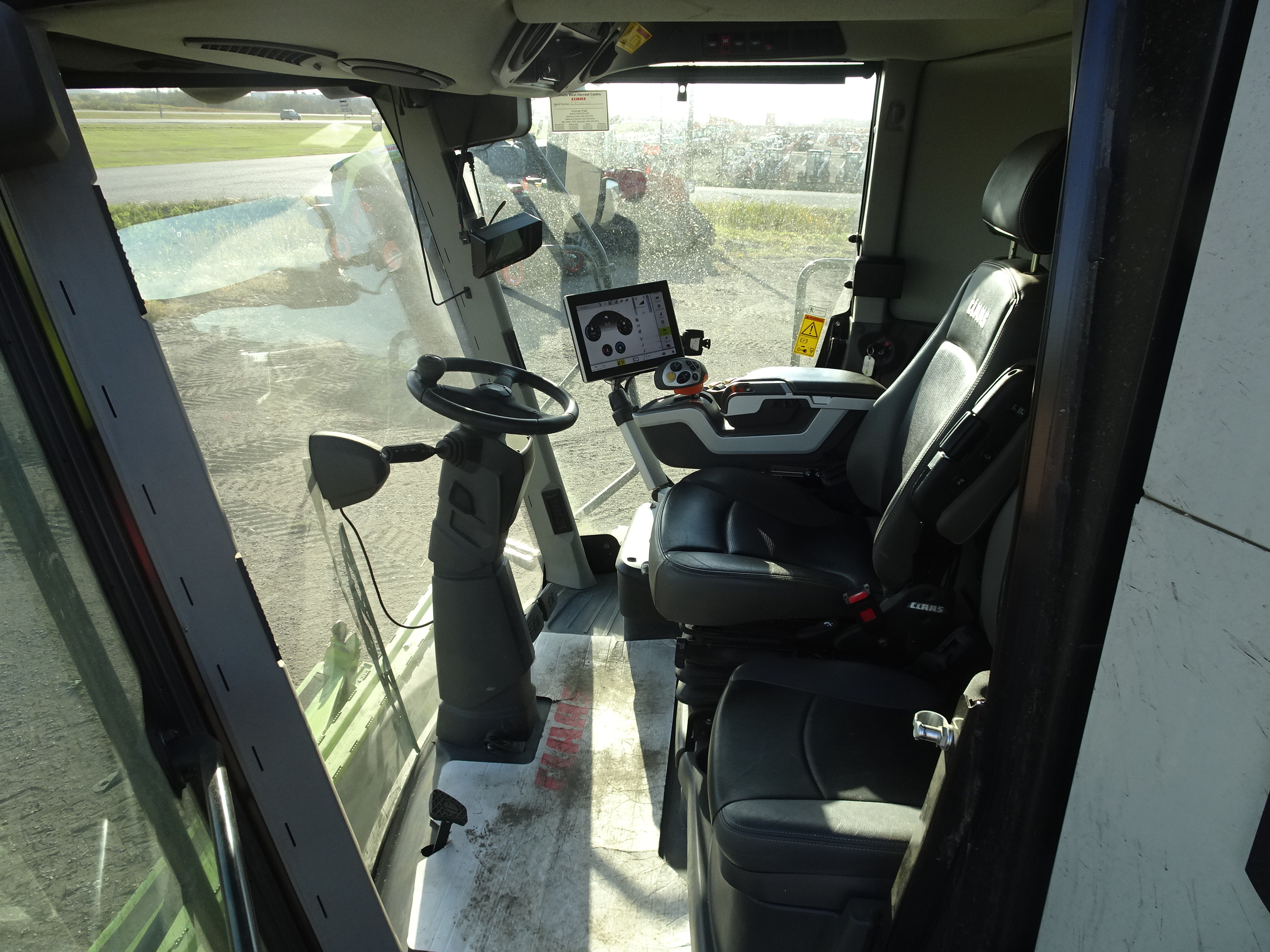 2022 CLAAS 8700 Combine