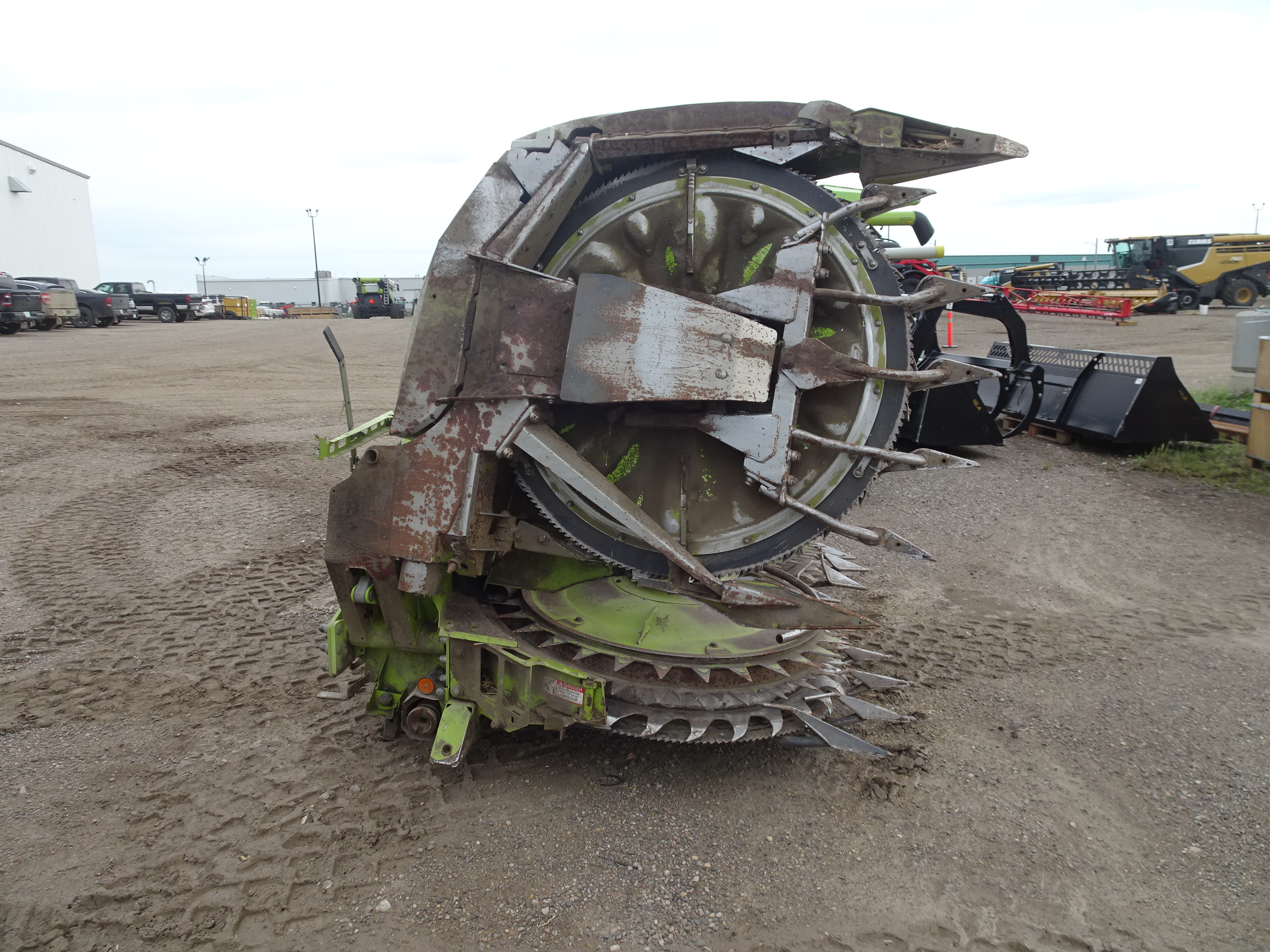 2015 CLAAS ORBIS 600 Header Combine