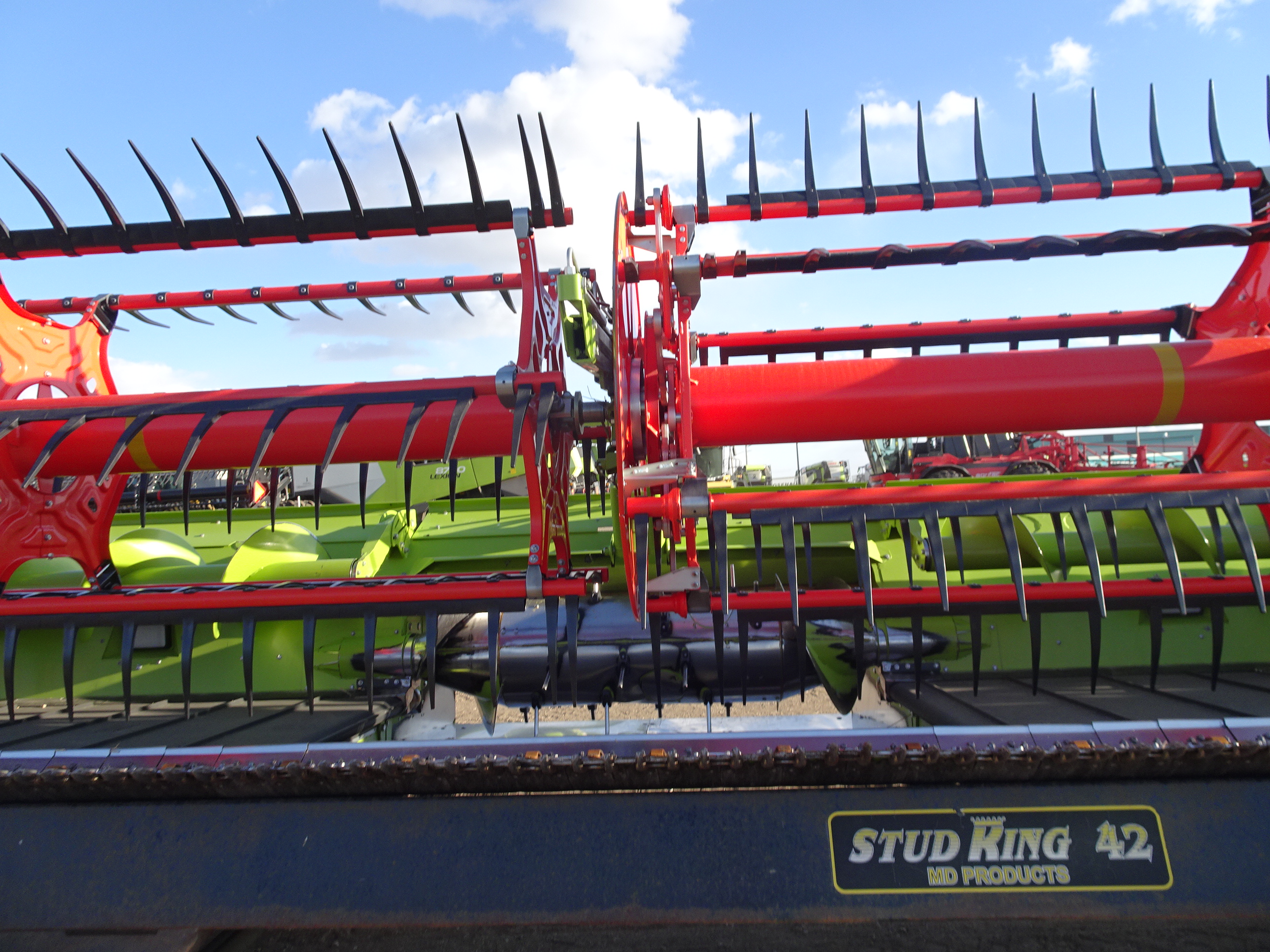 2023 CLAAS Convio Flex 1380 Header Combine