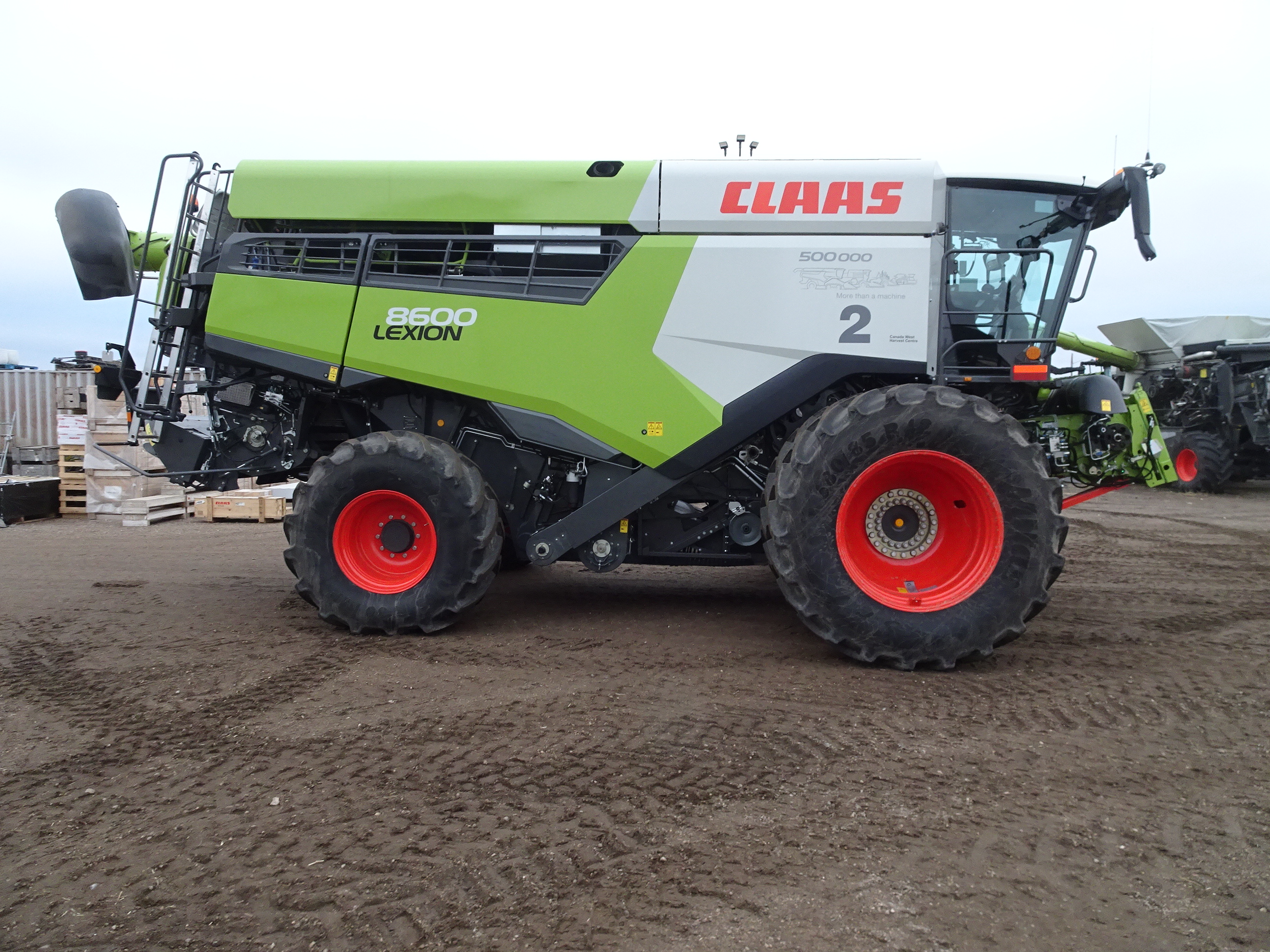 2025 CLAAS 8600 Combine