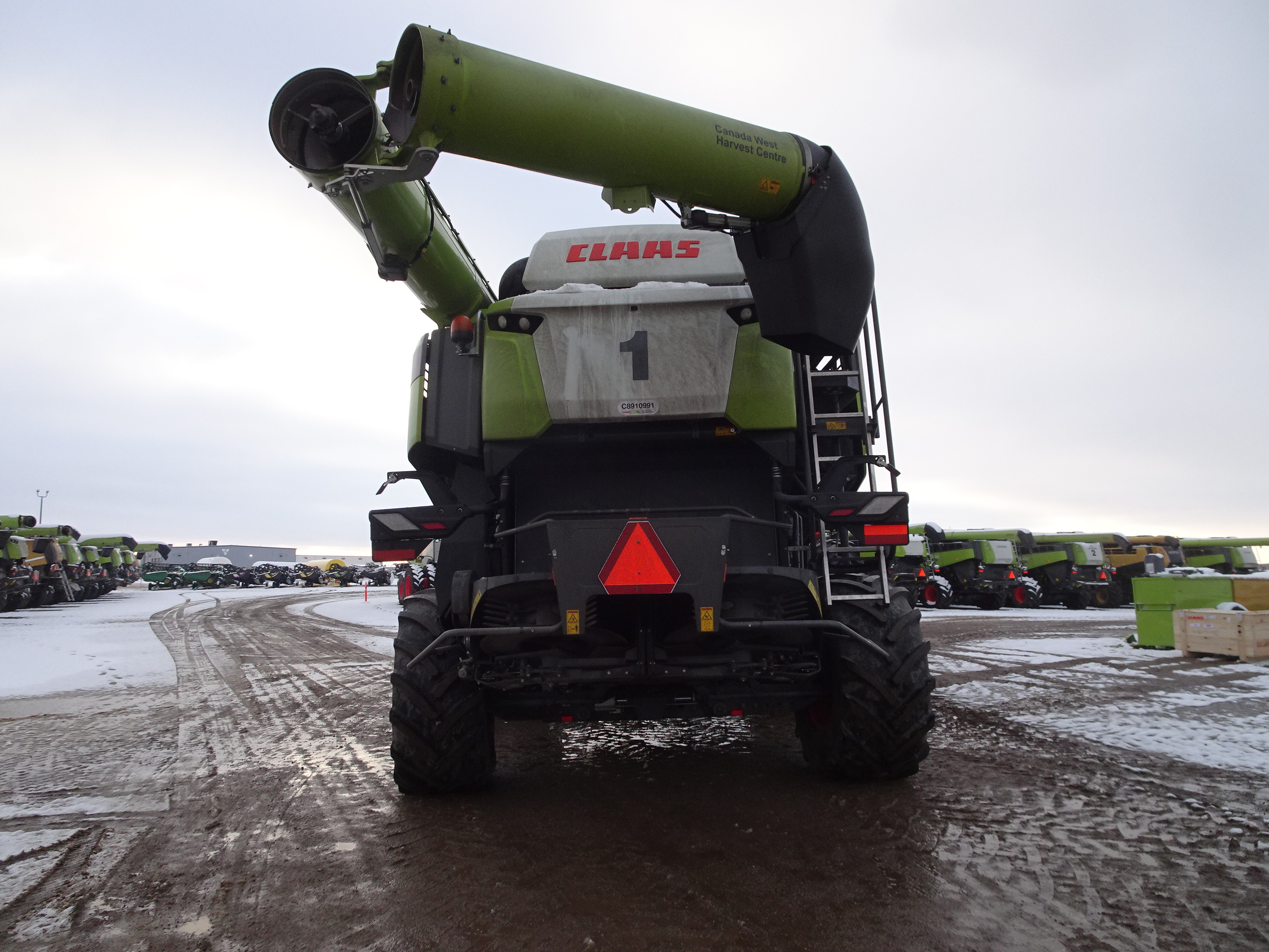 2025 CLAAS 8600 Combine