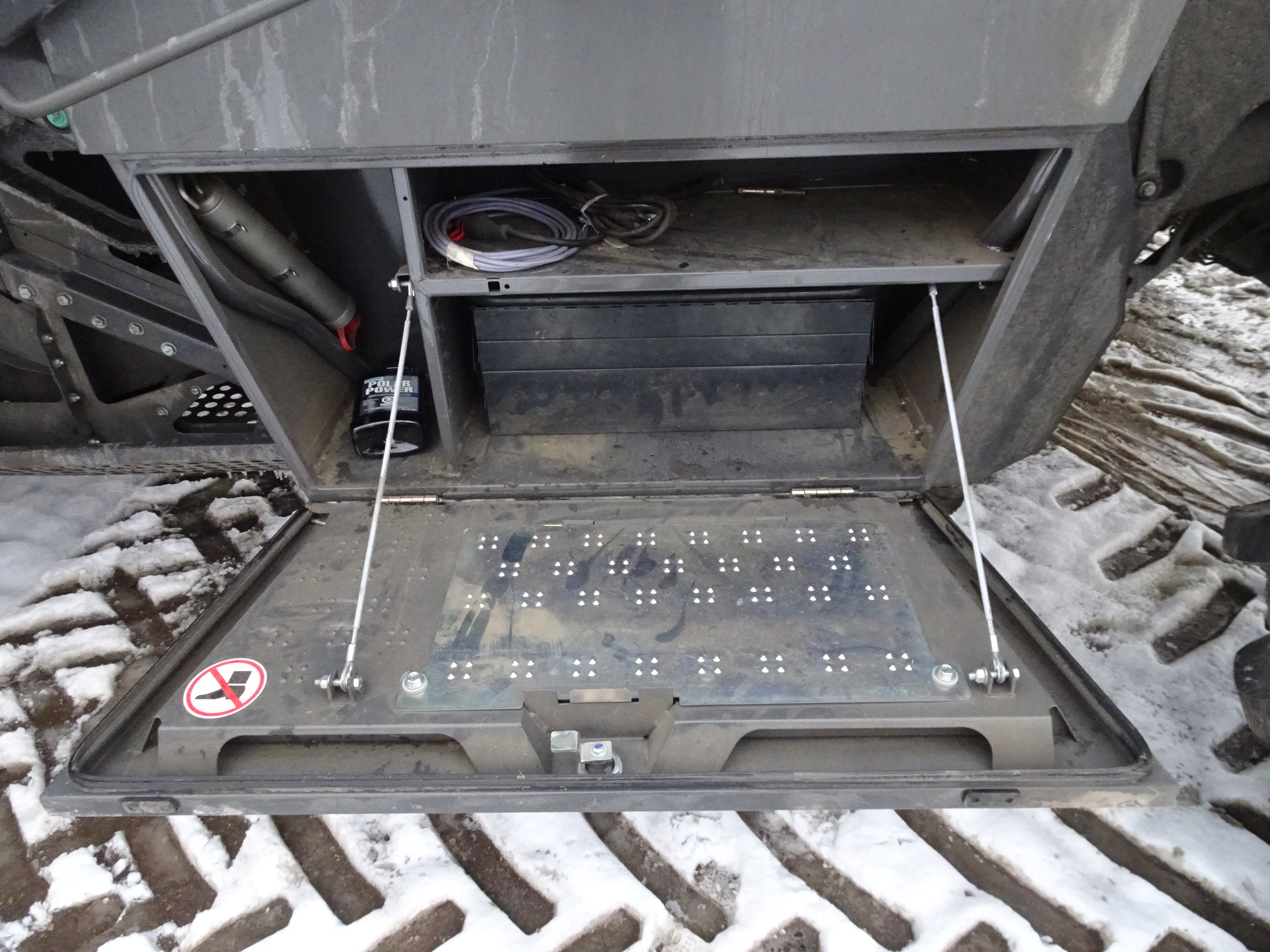 2025 CLAAS 8600 Combine