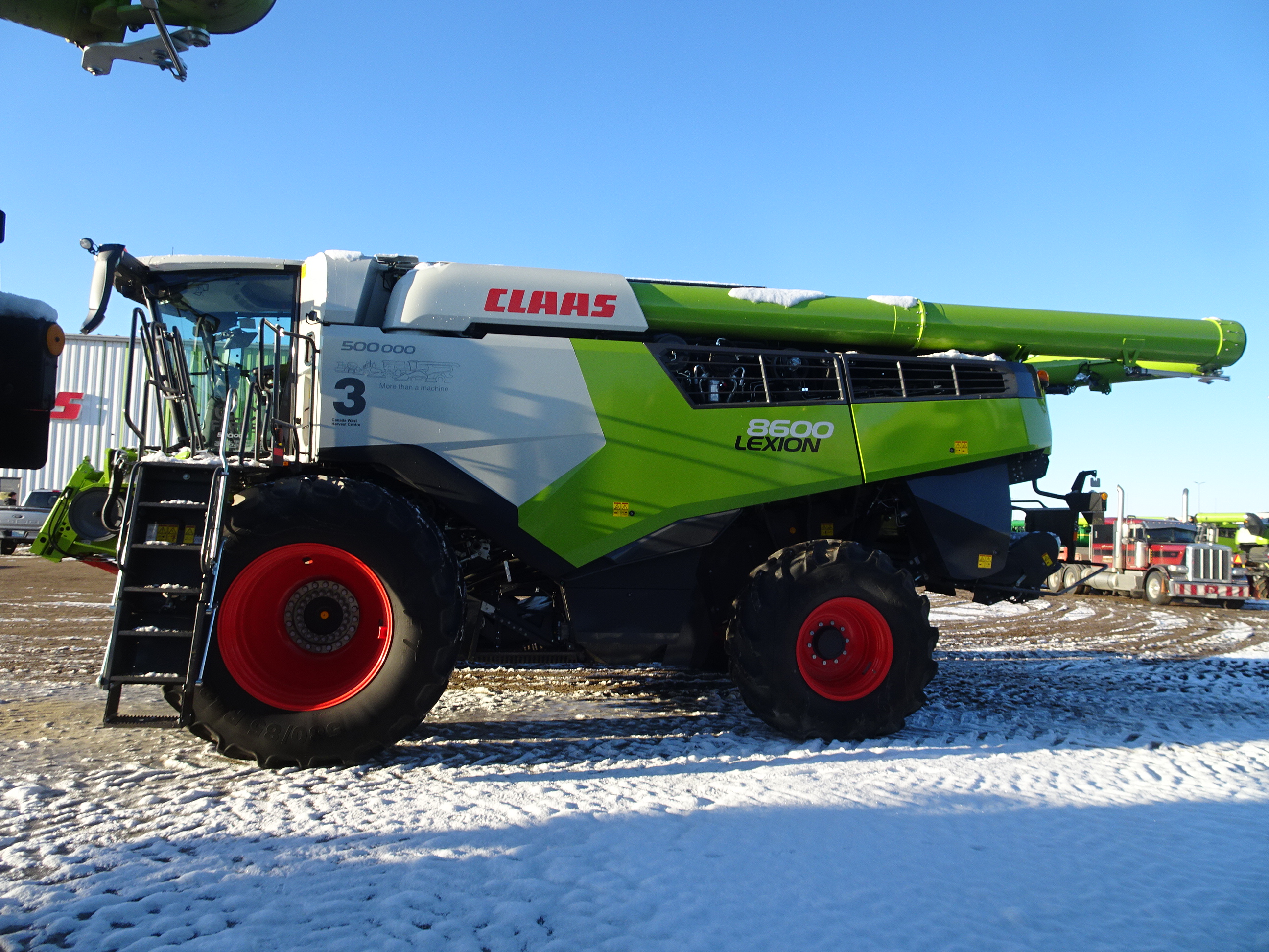 2025 CLAAS 8600 Combine