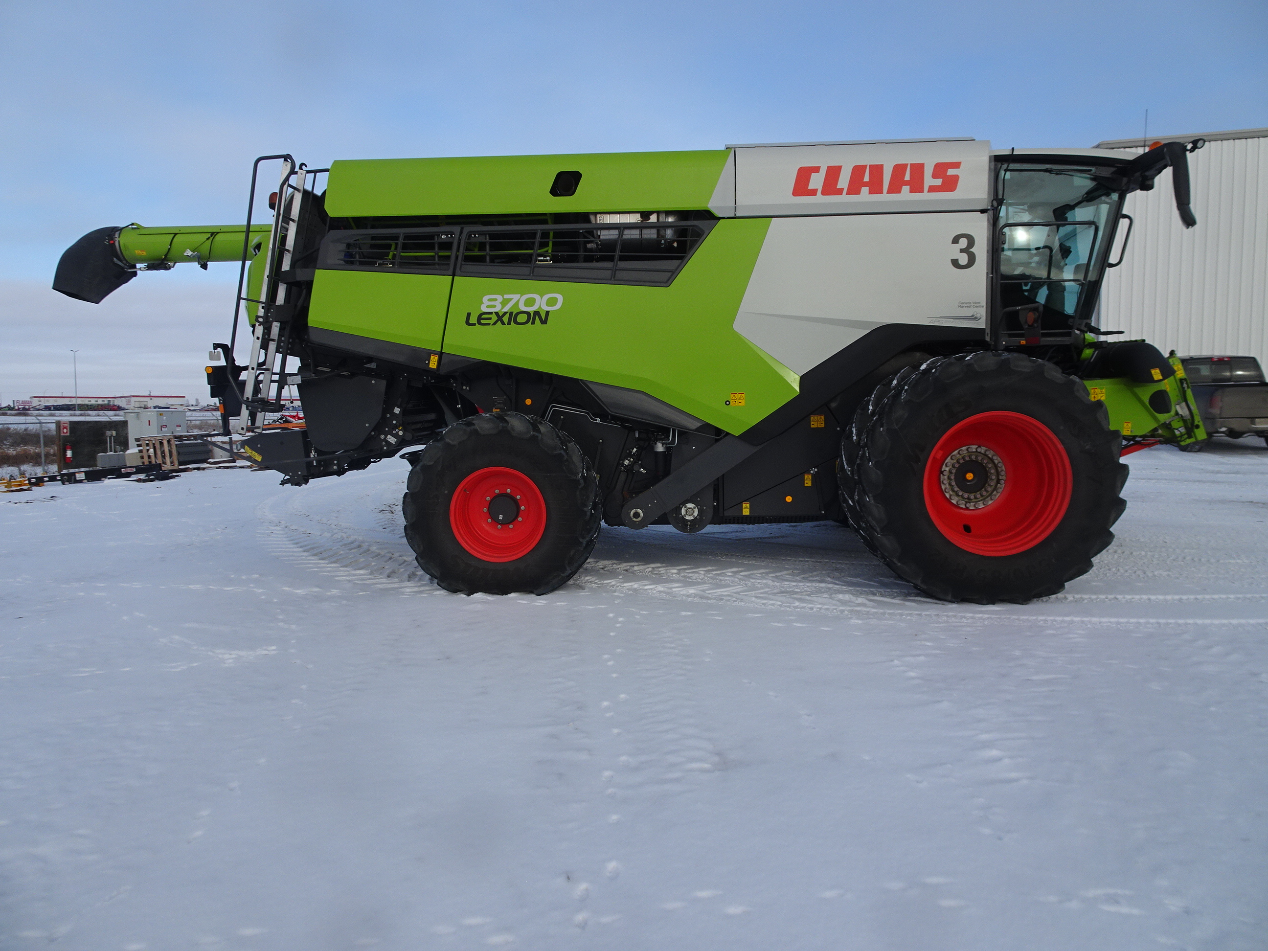 2023 CLAAS 8700 Combine