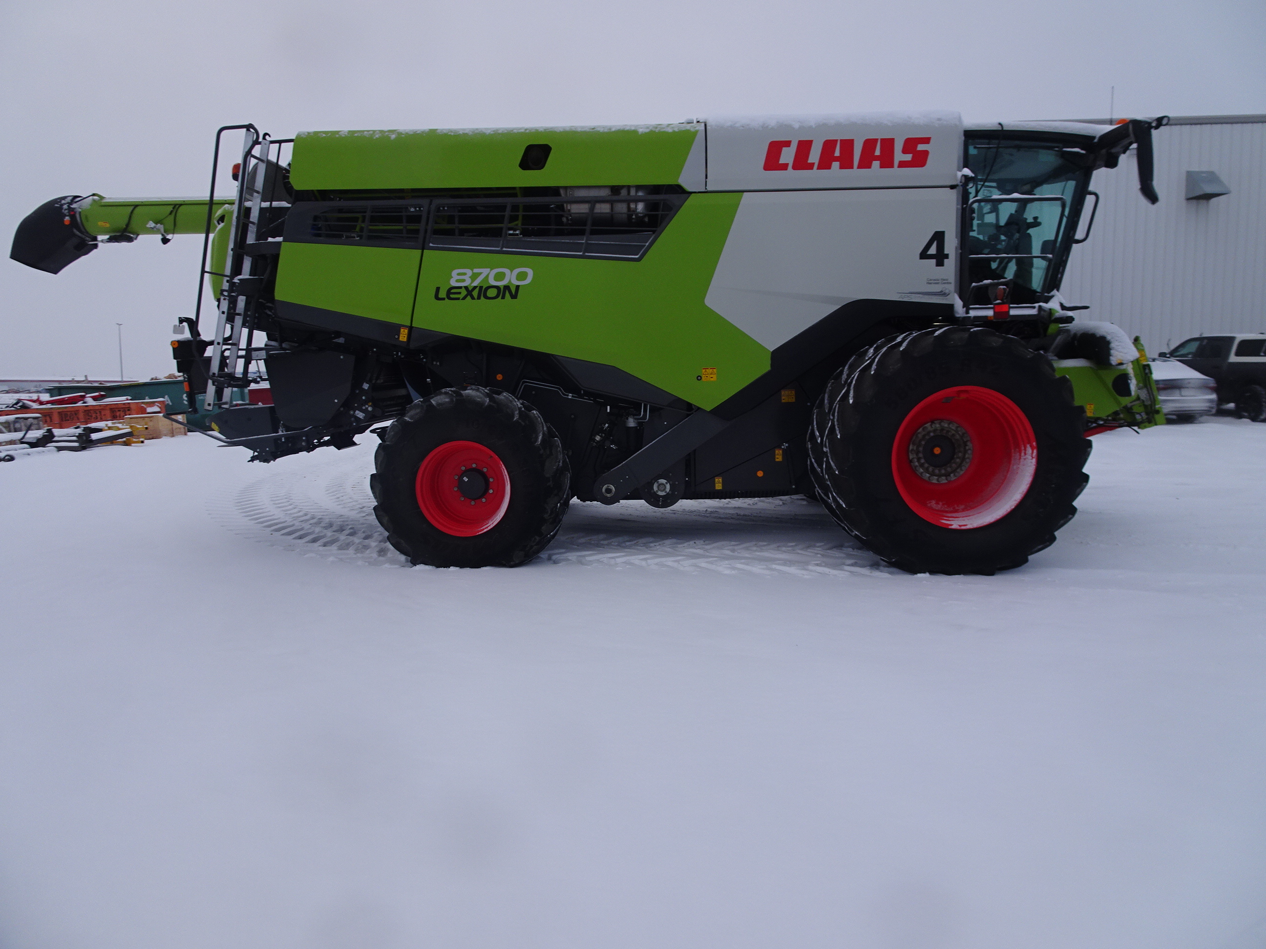 2023 CLAAS 8700 Combine