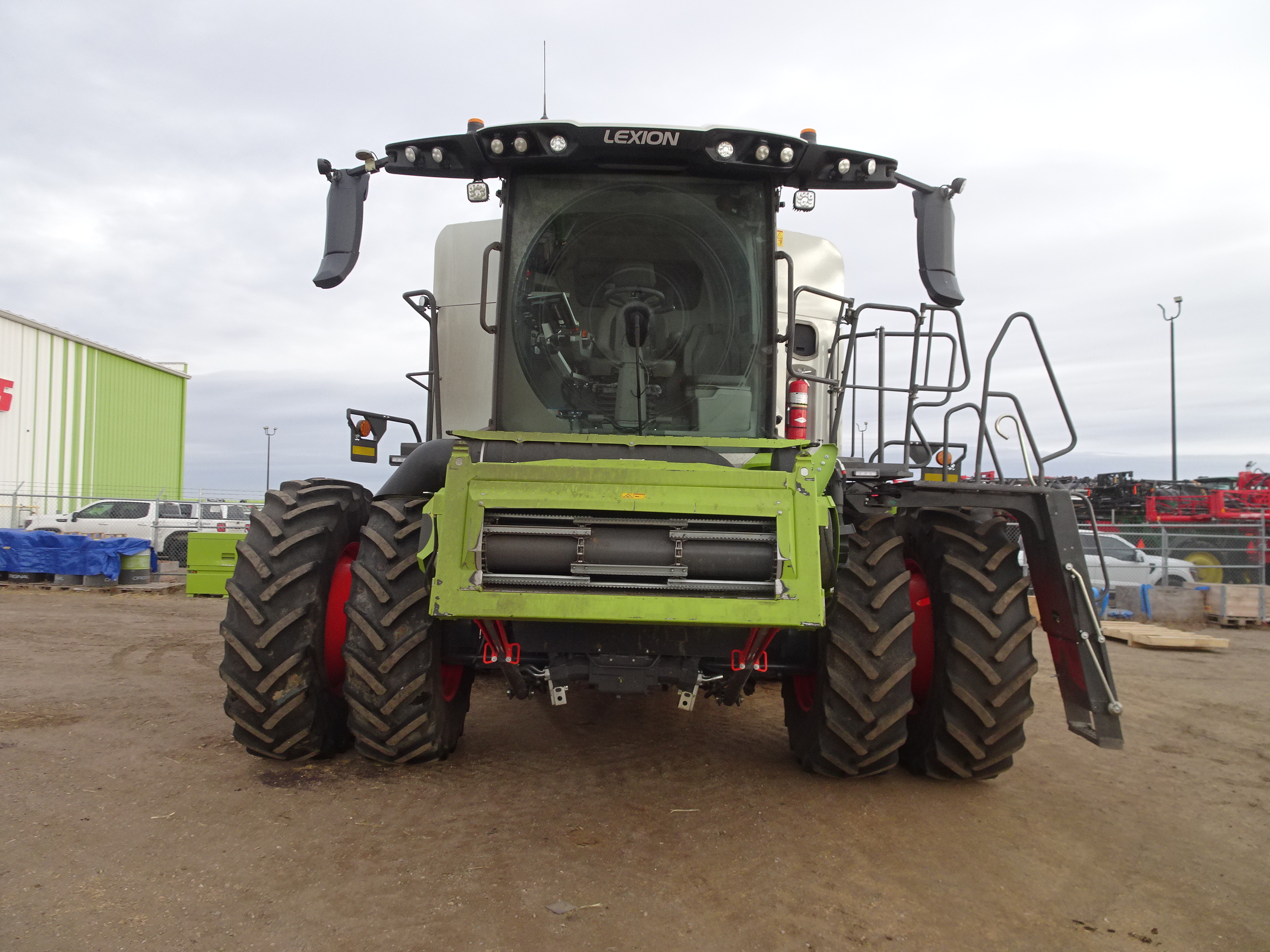2025 CLAAS 8700 Combine