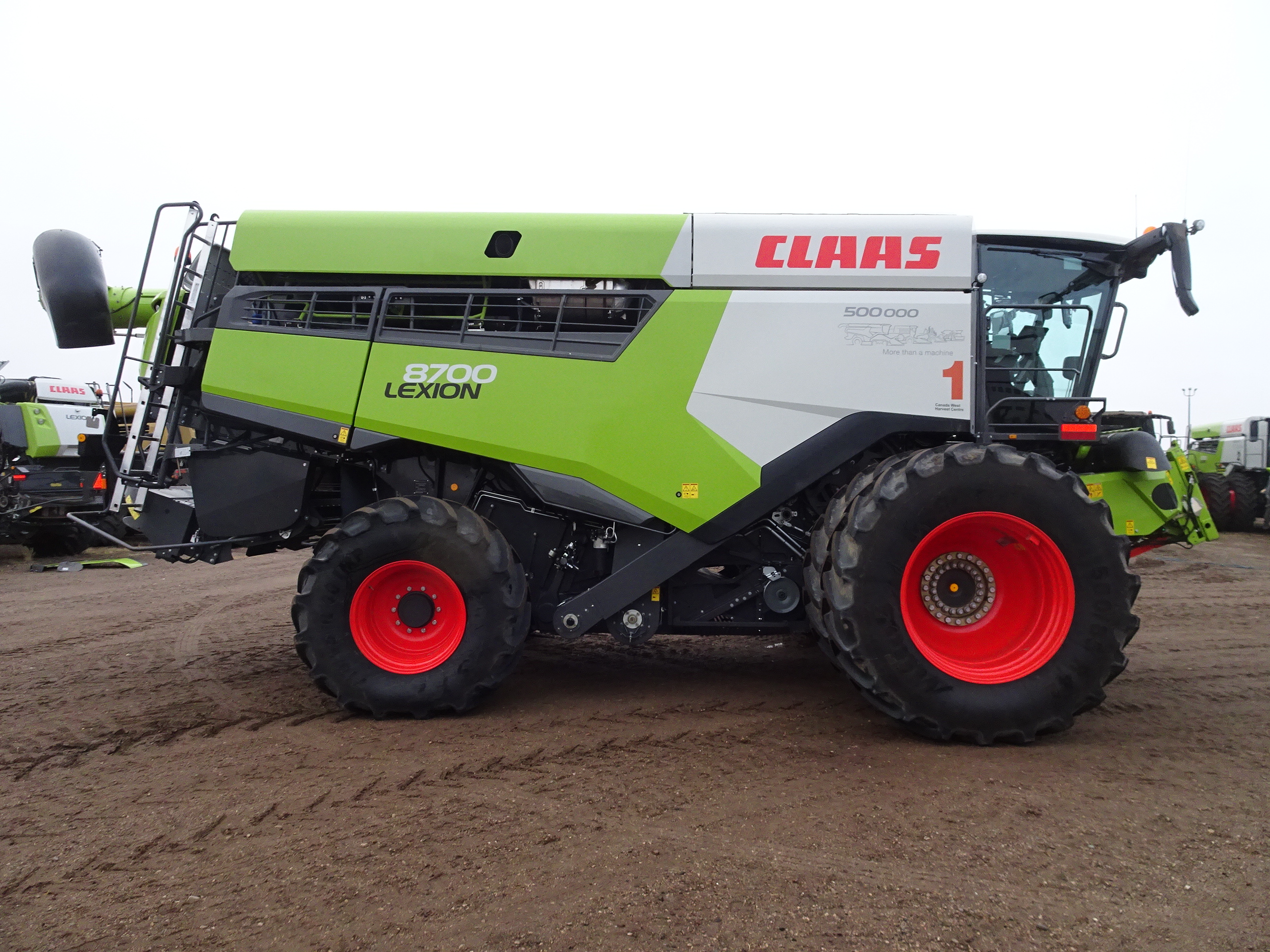 2025 CLAAS 8700 Combine