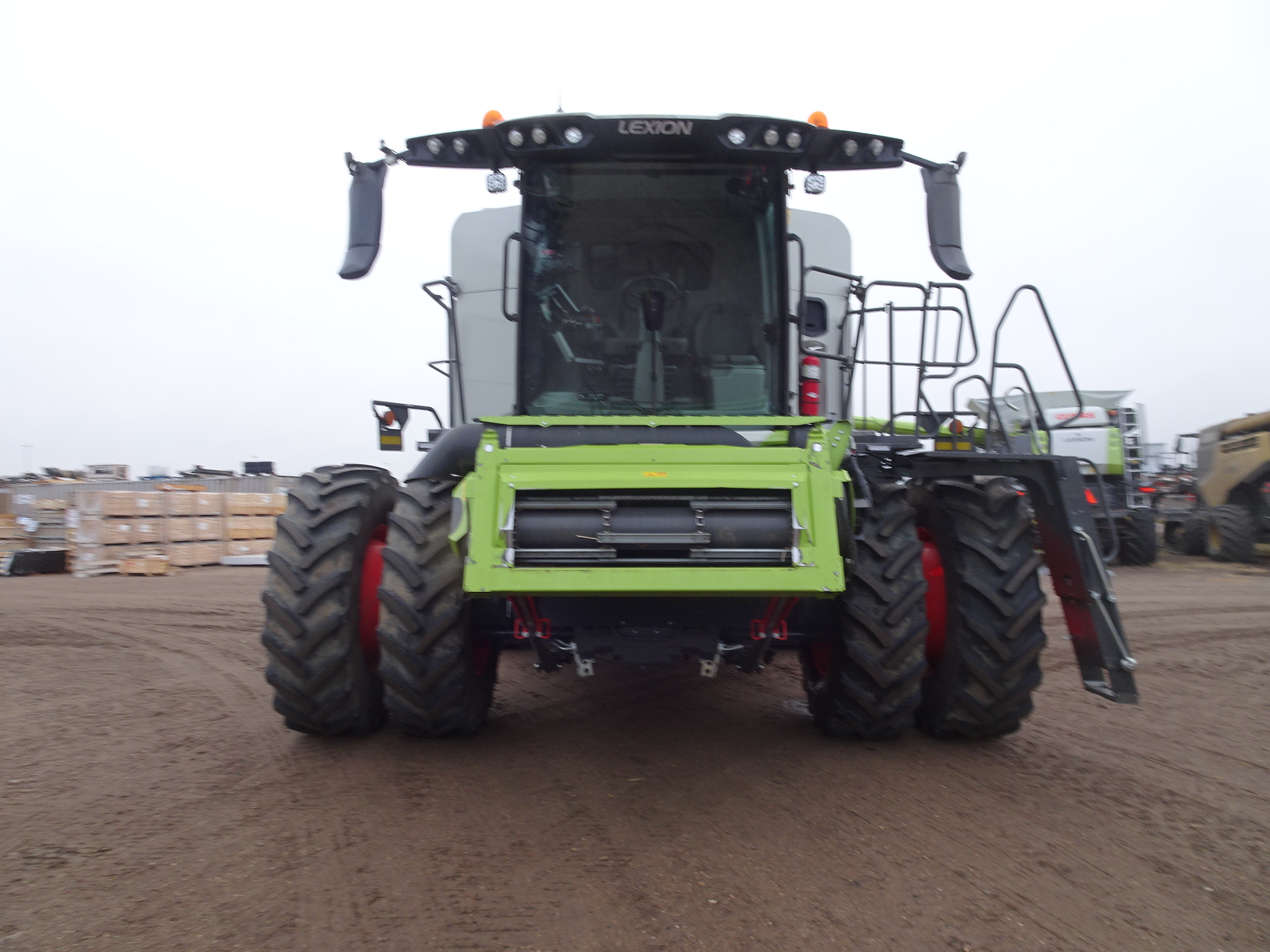 2025 CLAAS 8700 Combine