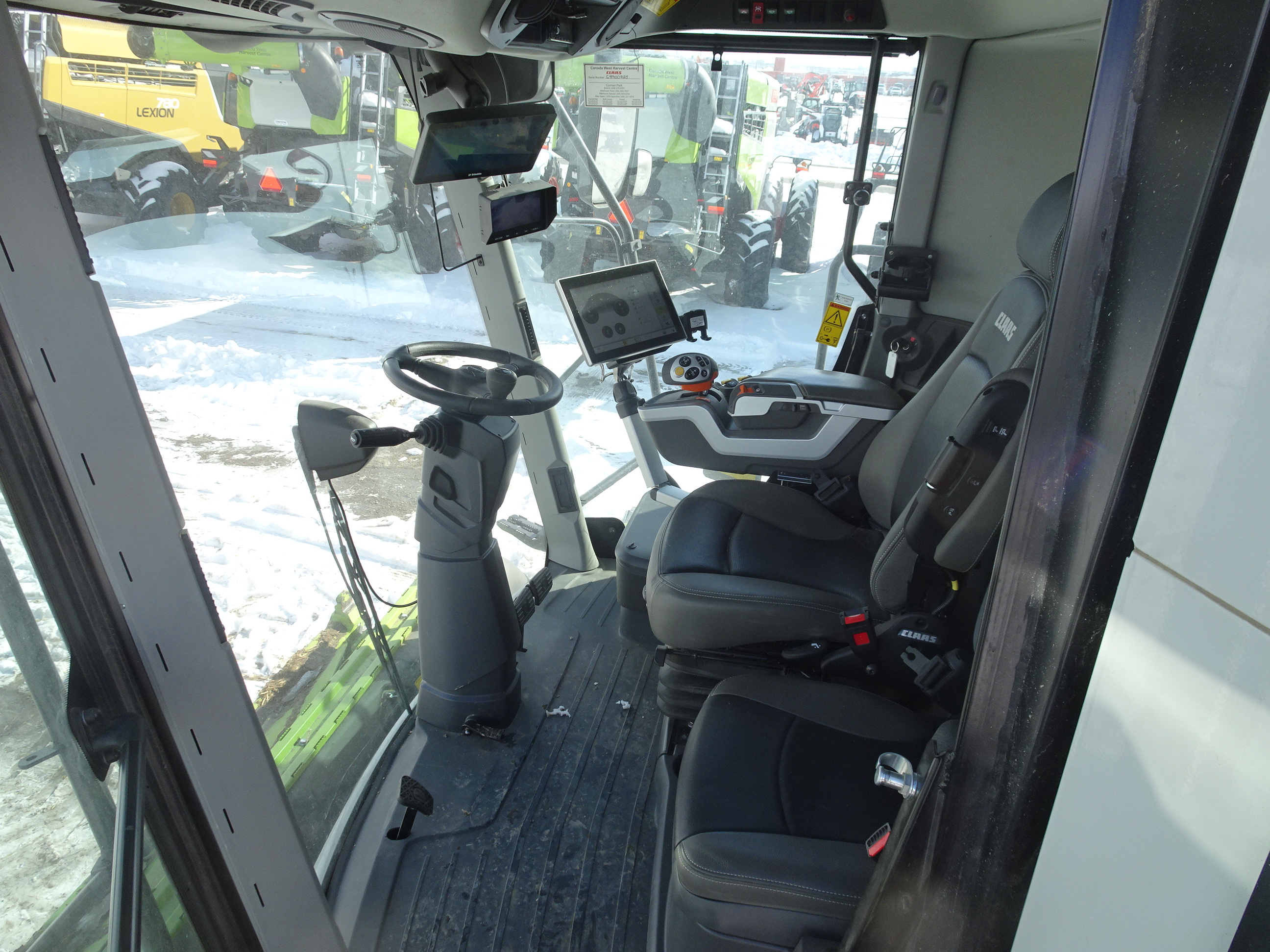 2022 CLAAS 8700 Combine