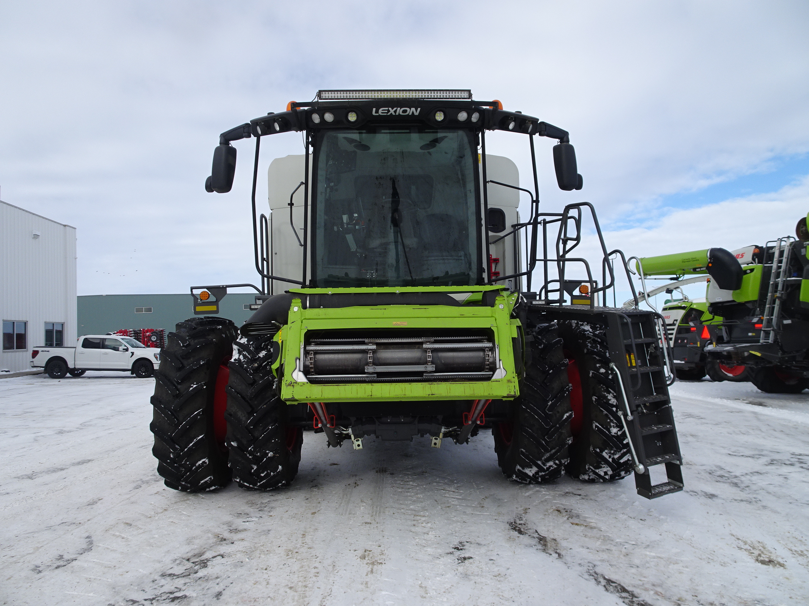 2022 CLAAS 8700 Combine