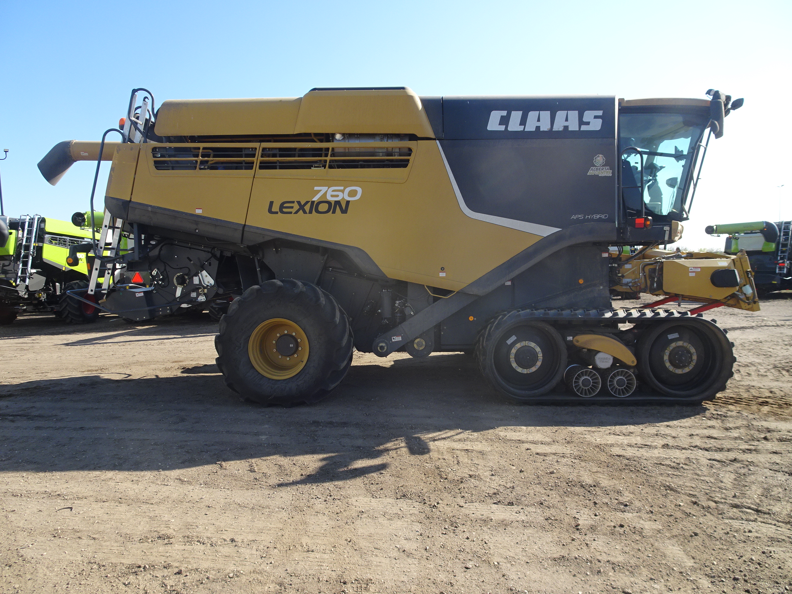2017 CLAAS 760TT Combine