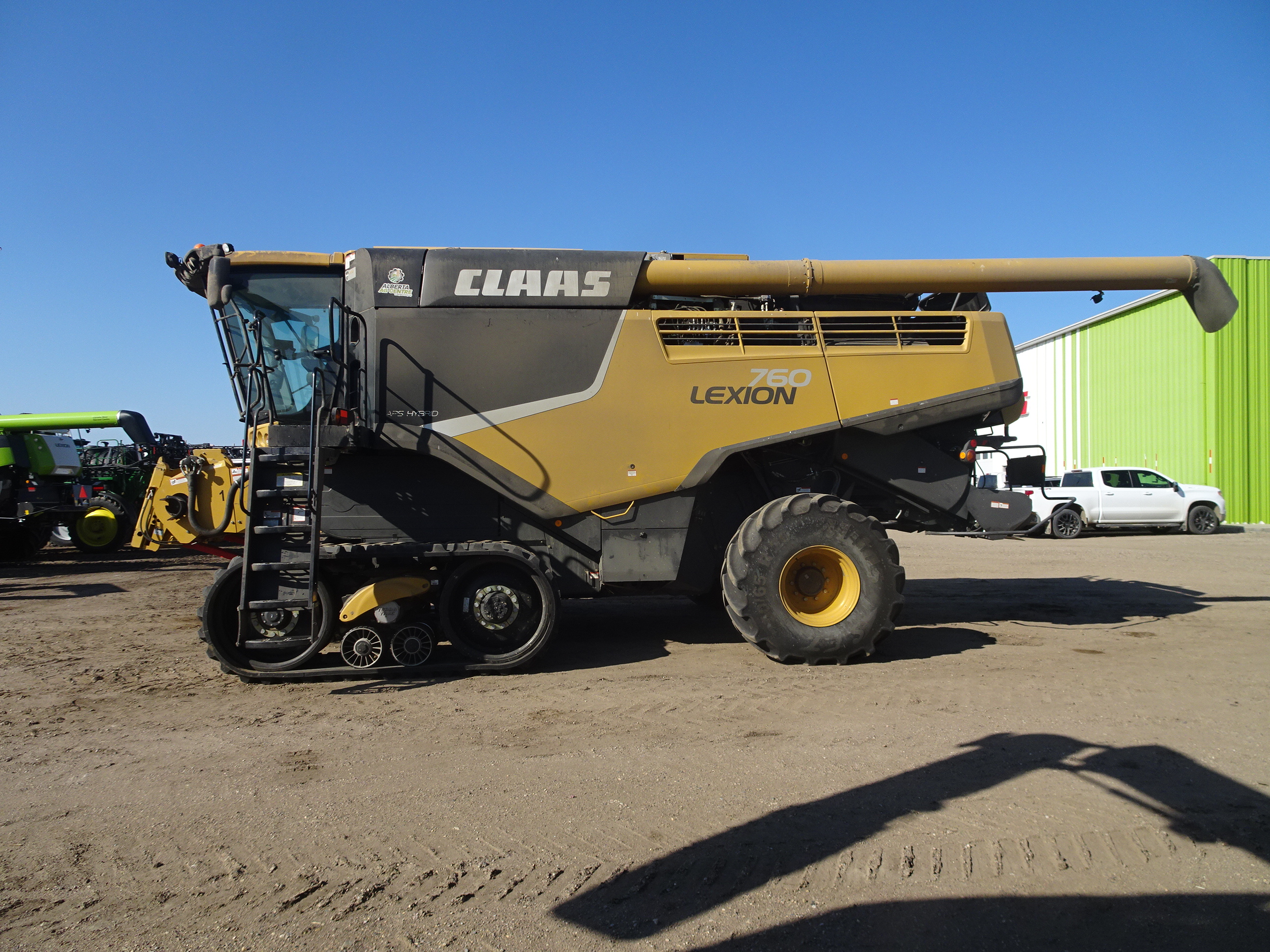 2017 CLAAS 760TT Combine