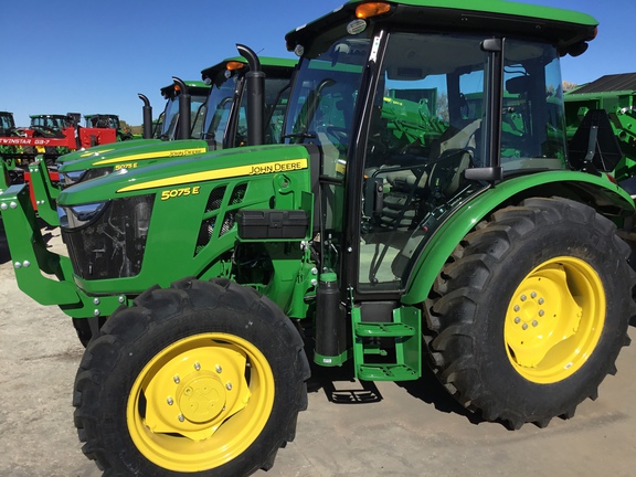 2023 John Deere 5075E Tractor