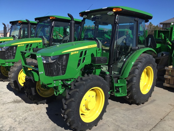 2023 John Deere 5075E Tractor