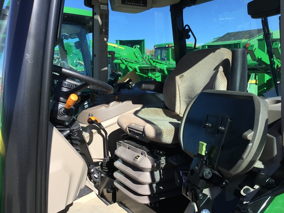 2023 John Deere 5075E Tractor