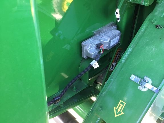 2024 John Deere 561M Baler/Round