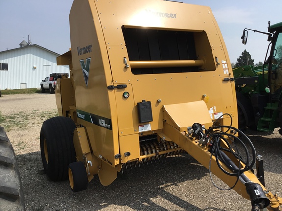 2020 Vermeer 605N Select Baler/Round