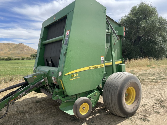 2014 John Deere 569 Baler/Round