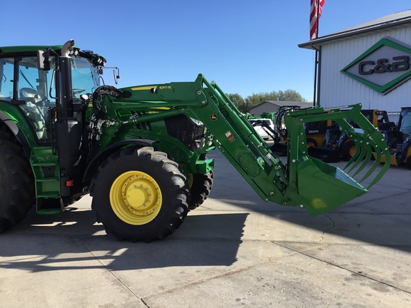 2024 John Deere 680r Loader