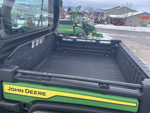 2022 John Deere XUV 835R ATV