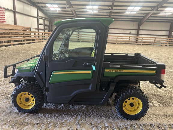 2019 John Deere XUV 835R ATV