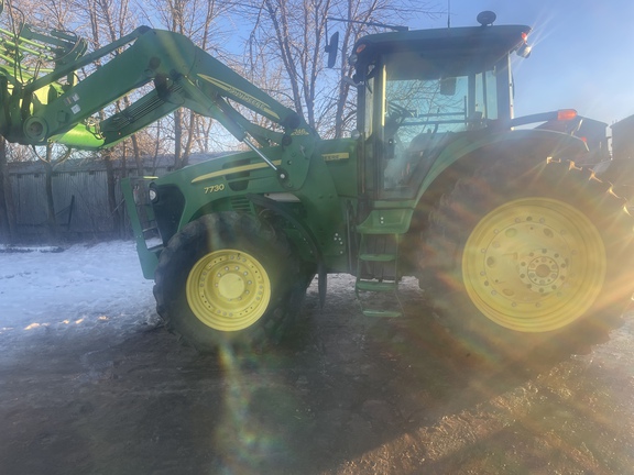 2011 John Deere 7730 Tractor