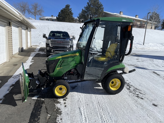 2016 John Deere 1025R Tractor Compact