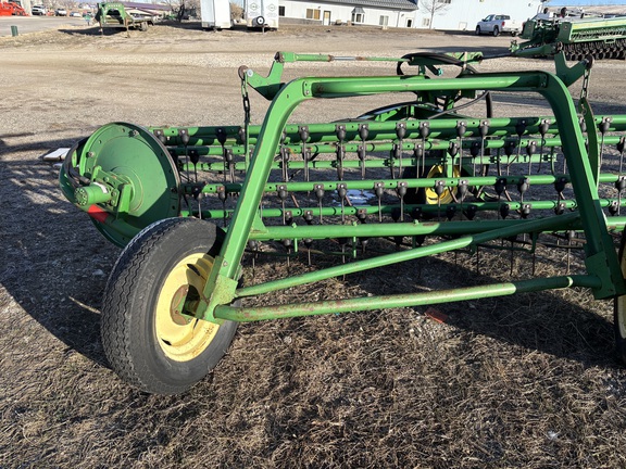 2002 John Deere 74 Rake