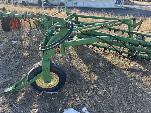 2002 John Deere 74 Rake