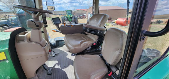 2012 John Deere 9460R Tractor 4WD