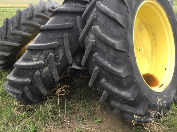 2012 John Deere 9460R Tractor 4WD