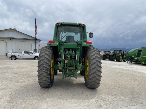 2006 John Deere 7420 Tractor