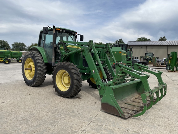 2006 John Deere 7420 Tractor