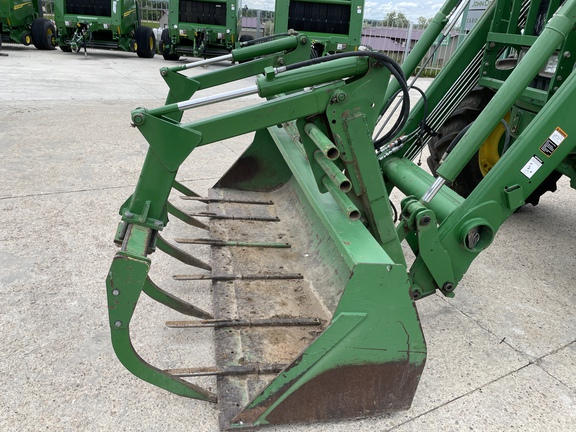 2006 John Deere 7420 Tractor