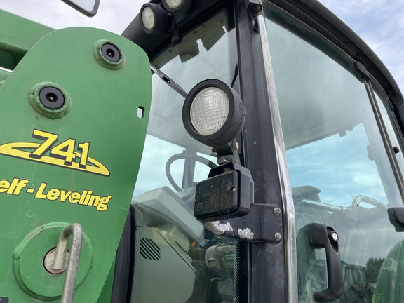 2006 John Deere 7420 Tractor