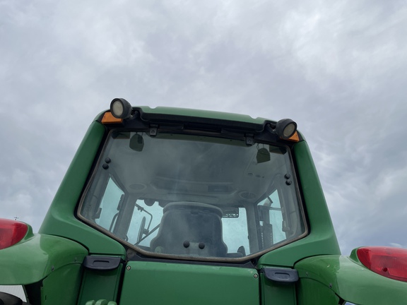 2006 John Deere 7420 Tractor
