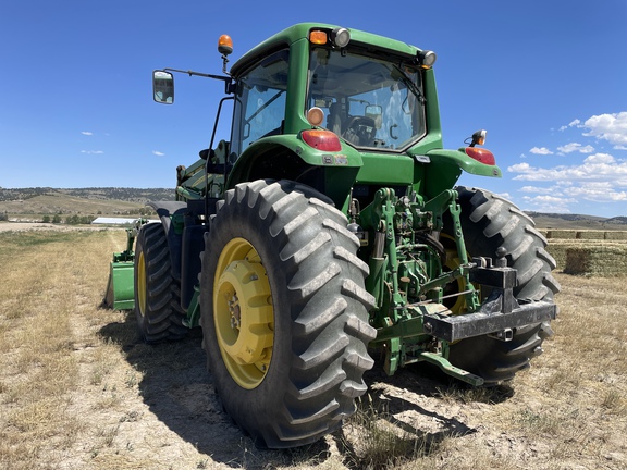 2011 John Deere 7430 Premium Tractor