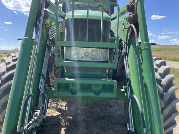 2011 John Deere 7430 Premium Tractor