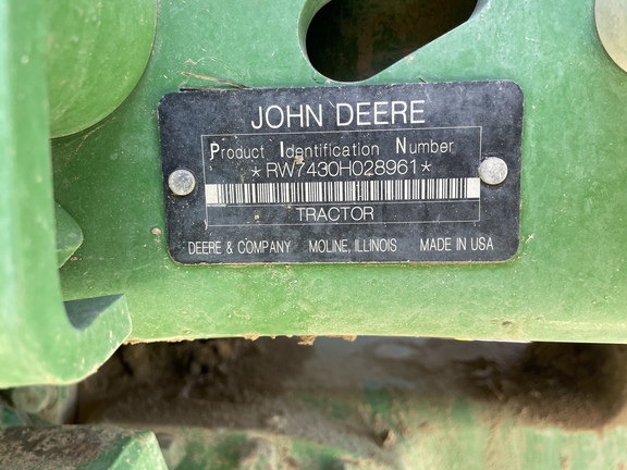 2011 John Deere 7430 Premium Tractor