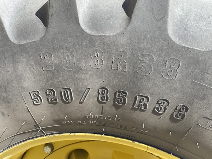 2011 John Deere 7430 Premium Tractor