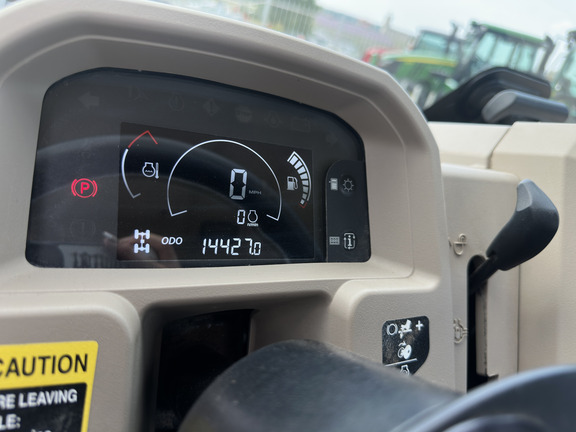 2019 John Deere XUV 835R ATV