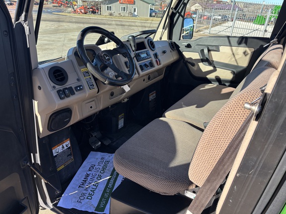 2019 John Deere XUV 835R ATV