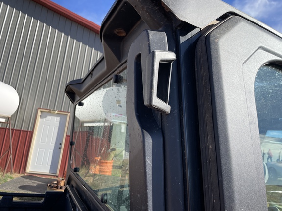 2022 John Deere XUV 835M ATV