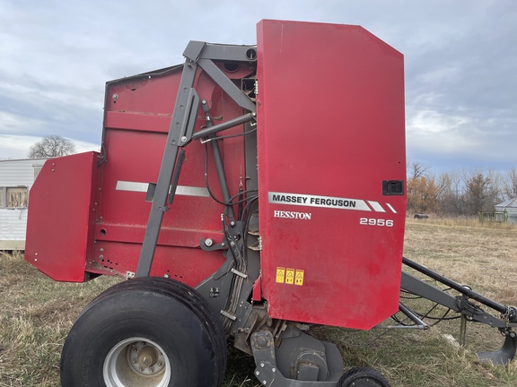 2017 Massey Ferguson 2956 Baler/Round