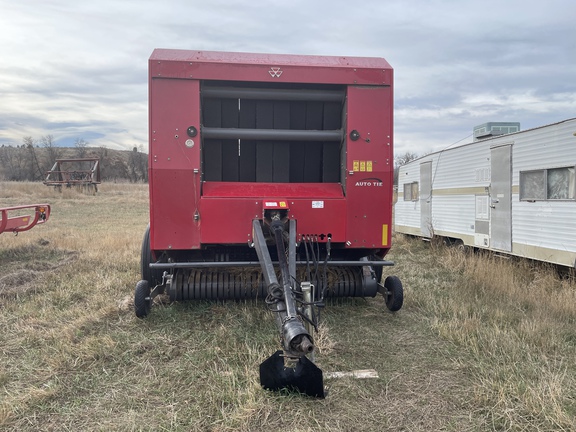 2017 Massey Ferguson 2956 Baler/Round