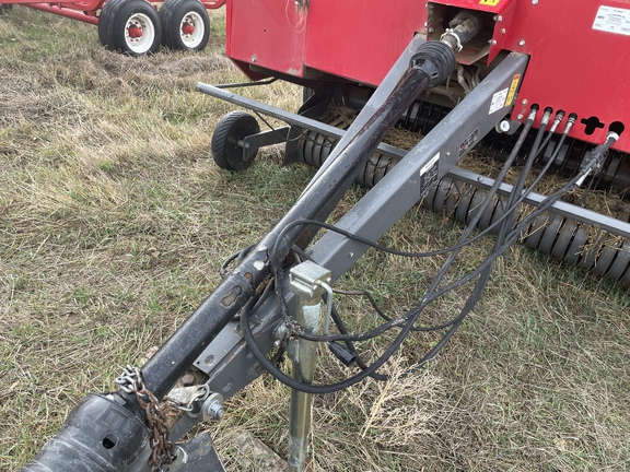 2017 Massey Ferguson 2956 Baler/Round